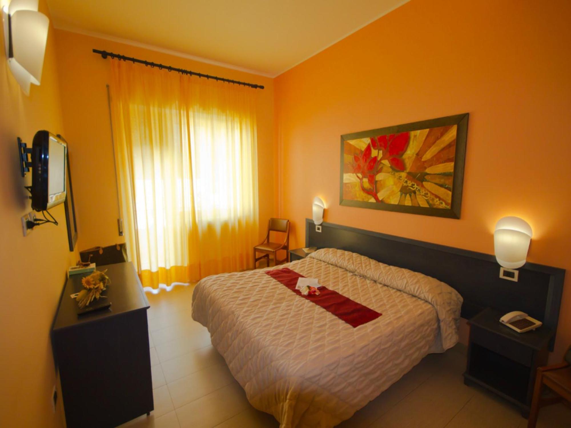 גאטה Hotel Serapo מראה חיצוני תמונה