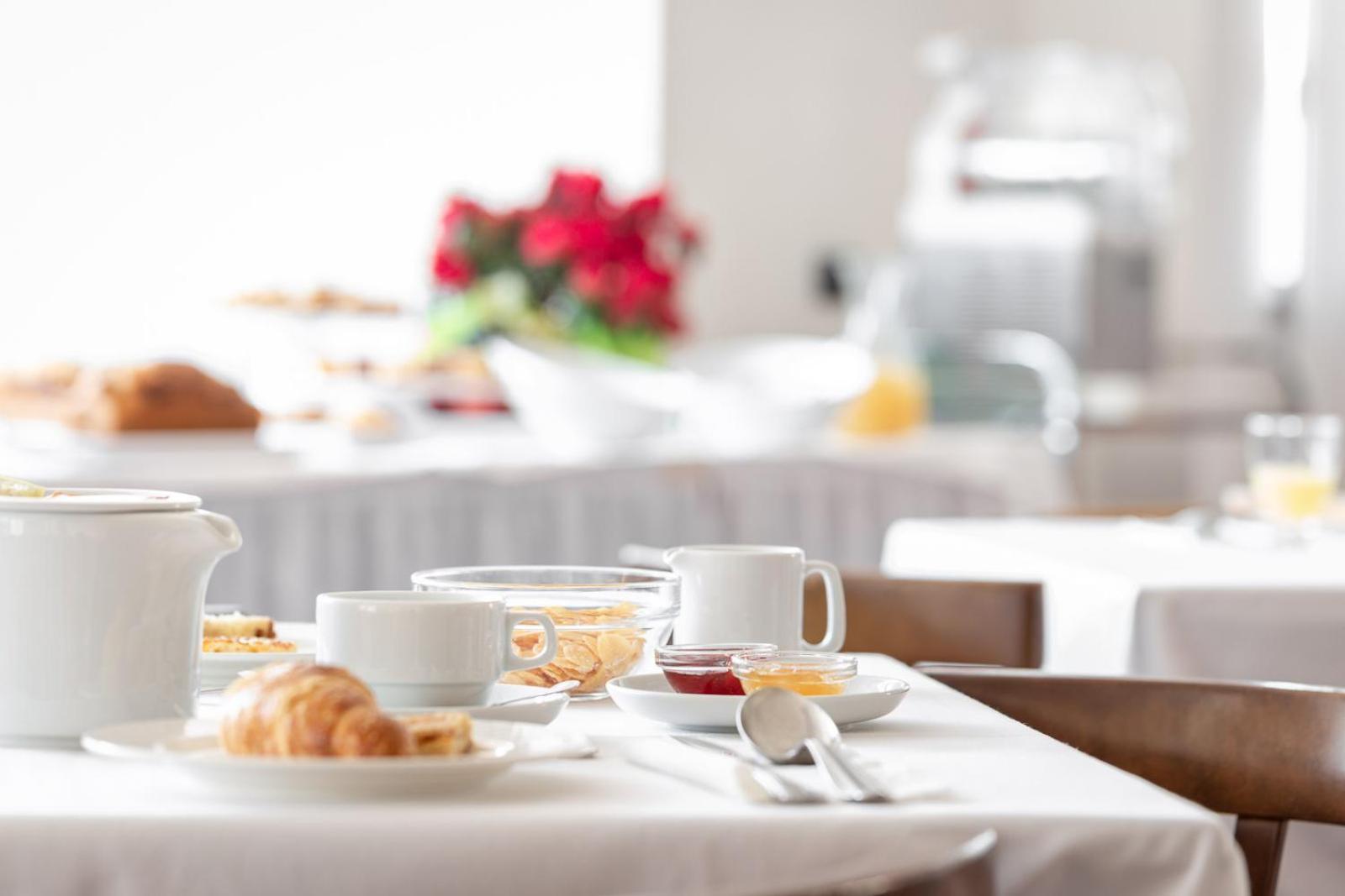 גאטה Hotel Serapo מראה חיצוני תמונה
